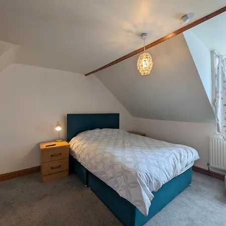 Holiday home 4 Bed In Oc-s36348