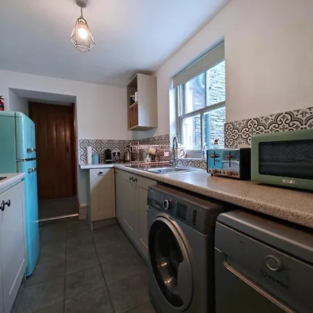 4 Bed In Oc-s36348